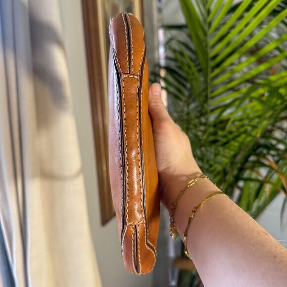 👜 MICHAEL KORS Vintage Y2K Tan Leather Baguette Shoulder Bag - Picture 7 of 7